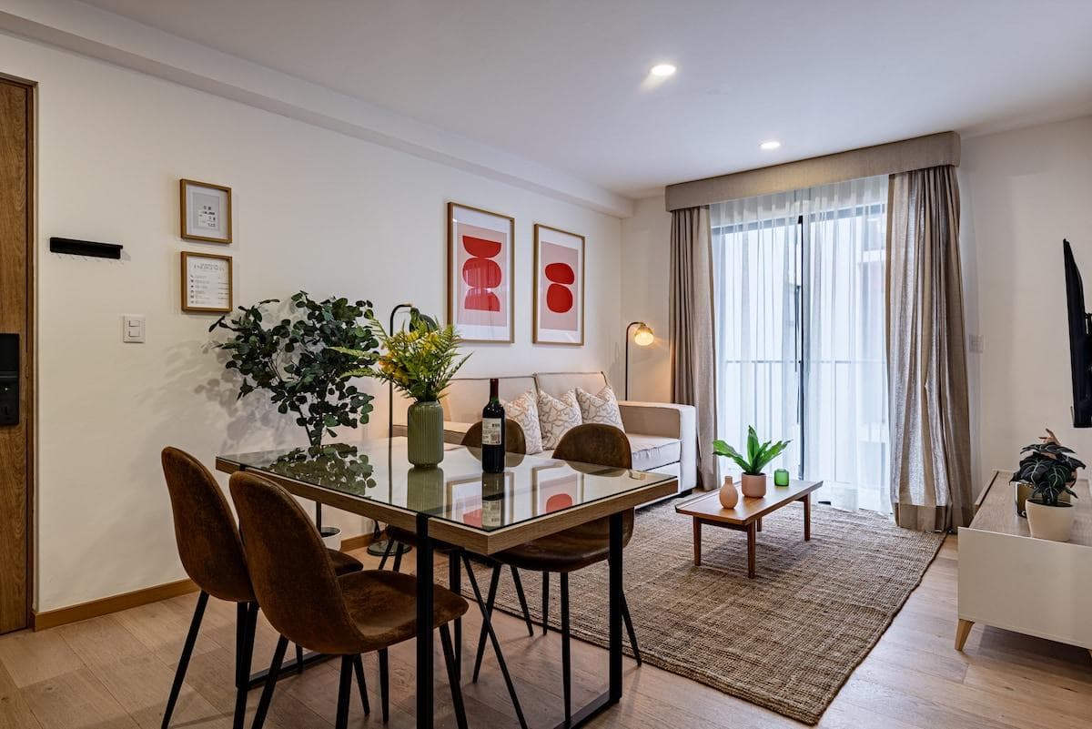 Experience city life. Relax and recharge in your bright Roma base.