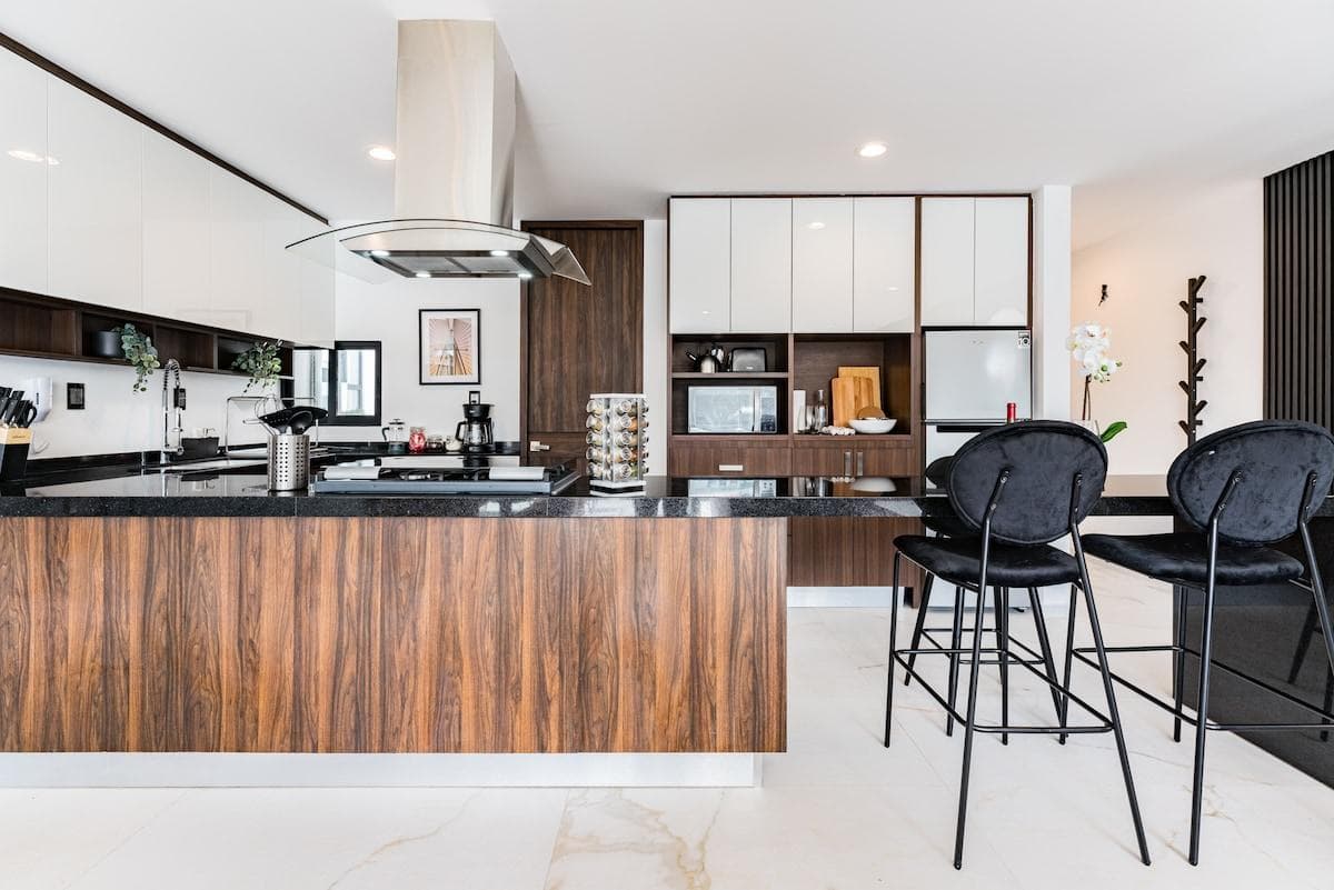 Bright and fully equipped kitchen, perfect for cooking group meals